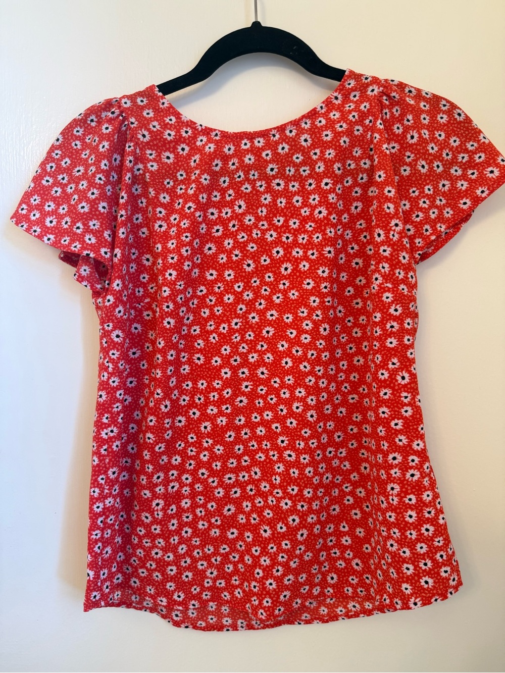 CeCe Red Floral Short Flutter Sleeve Top